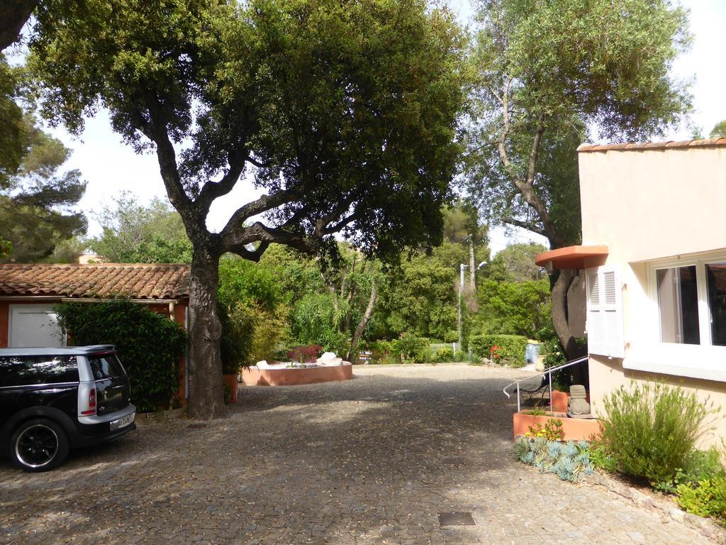 Athena Motel Saint Aygulf Buitenkant foto