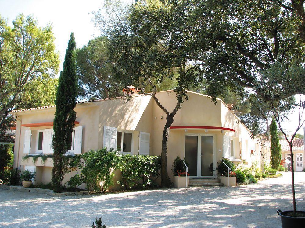 Athena Motel Saint Aygulf Buitenkant foto