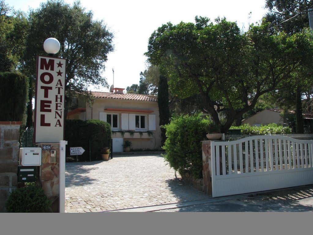 Athena Motel Saint Aygulf Buitenkant foto